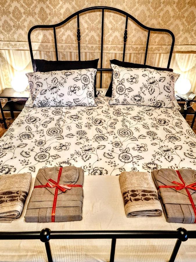 Grazia Guesthouse Roma Esterno foto